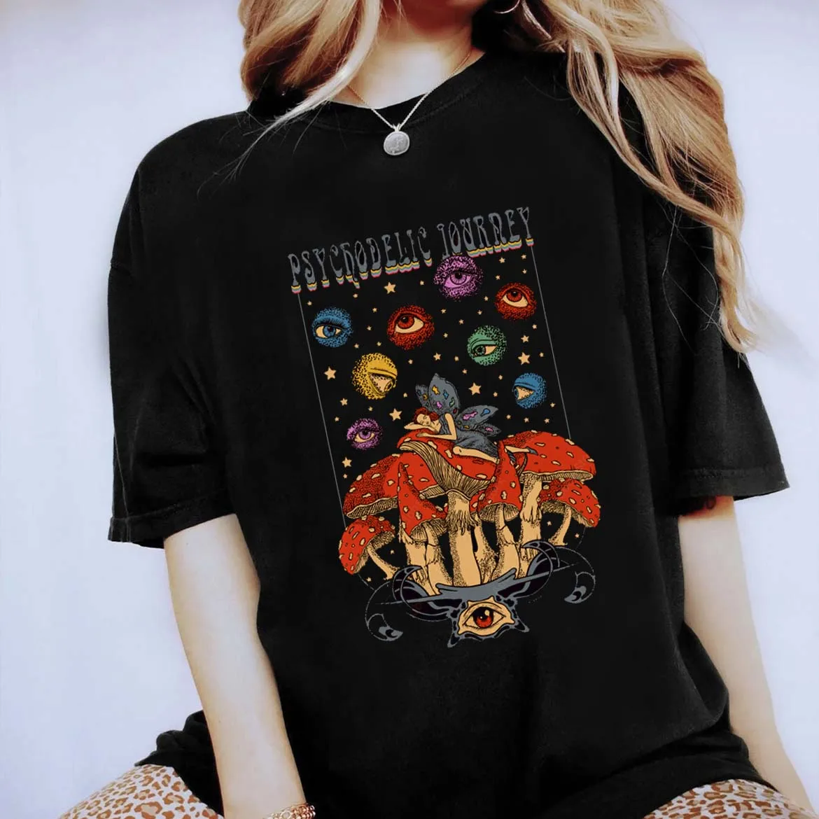 

Women's Basic Sweet Versatile Women's Summer Fashion Casual T-shirt Women's Top Funny Mushroom Pattern Clothing Black T-shirt.
