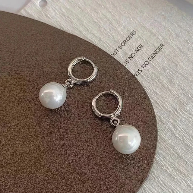 Boucles d'oreilles Vintage en forme de cercle pour femmes, bijoux baroques en perles, couleur or, clip rond, tempérament élégant, cadeaux de fête, nouvelle collection