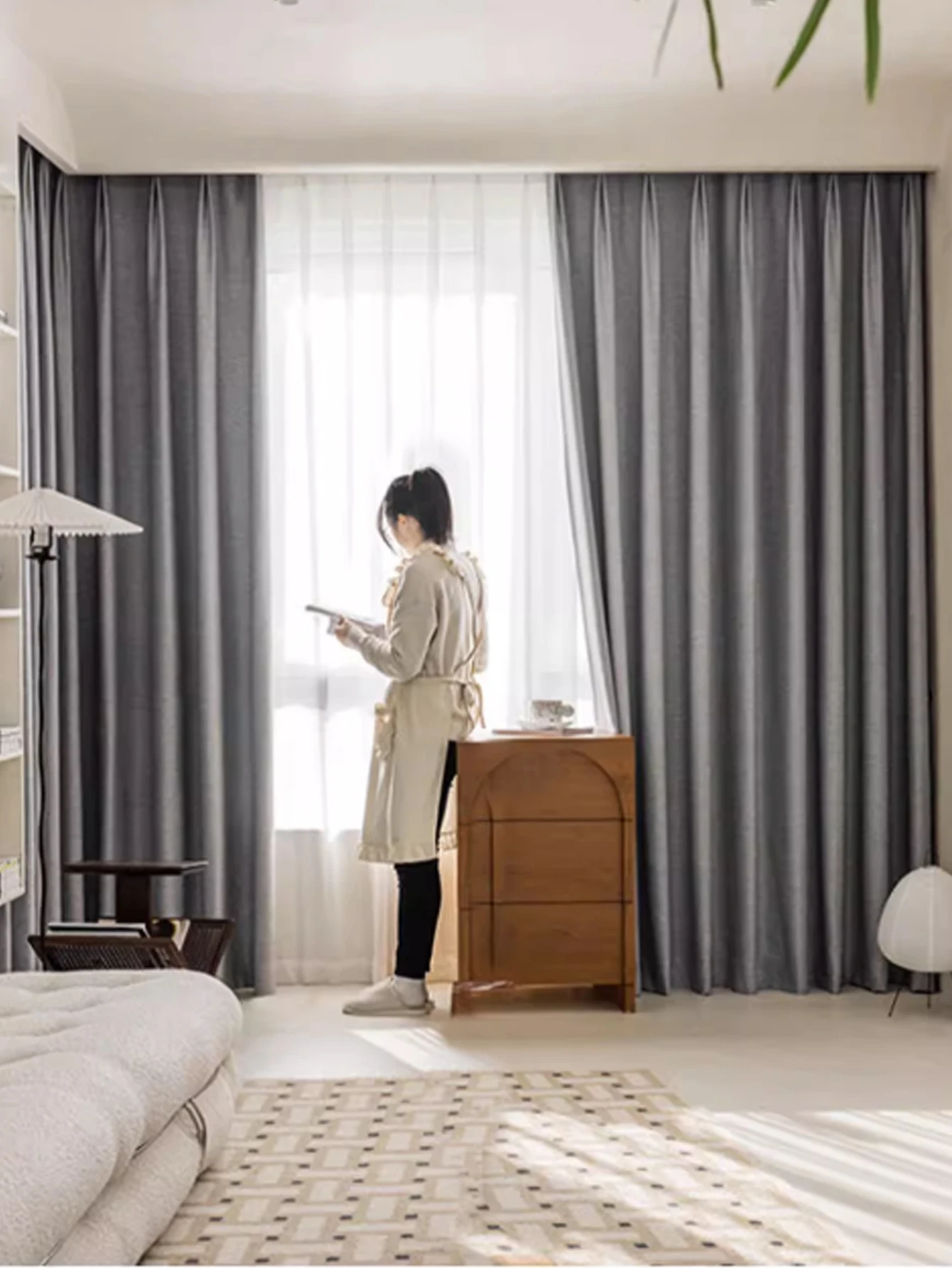 Premium 100% Polyester Blackout Curtains for Hotel and Home Living Rooms