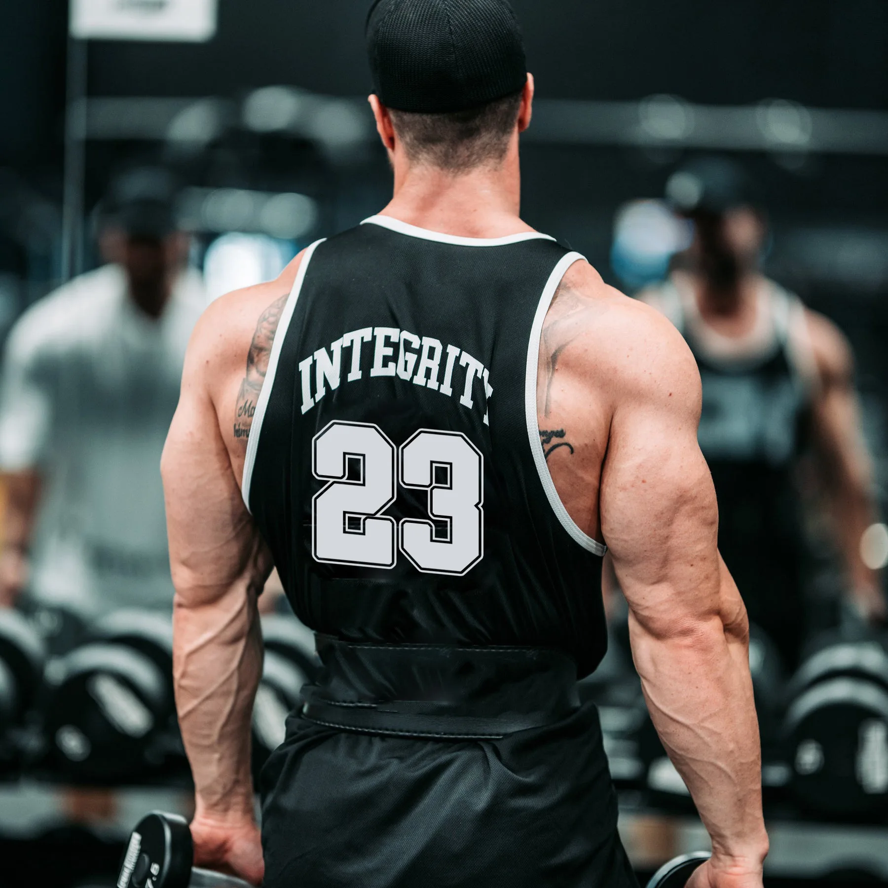 

Muscle Tank Top Men Sleeveless Shirt Mesh Fabric Breathable Quick Dry for Men Basketball Fitness Gym Workout Tank Tee