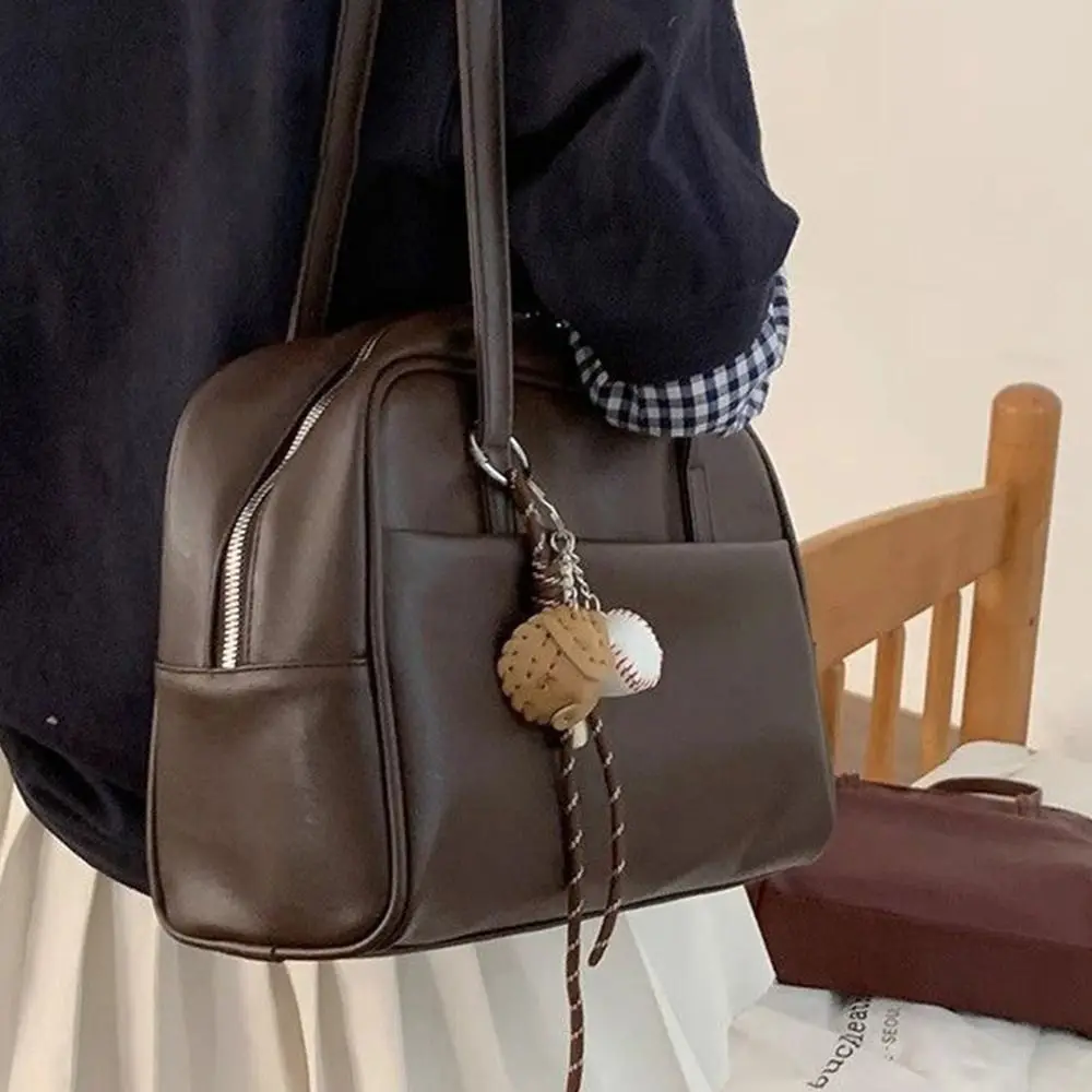 รูปสินค้า กระเป๋าสะพาย PU แฟชั่น จุเยอะ ใส่ของได้ครบ
