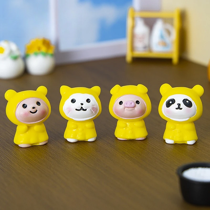 Decoration Crafts Adorable Raincoat Animal Mini Figurines Creative Resin Crafts for Home Office Desk Decor