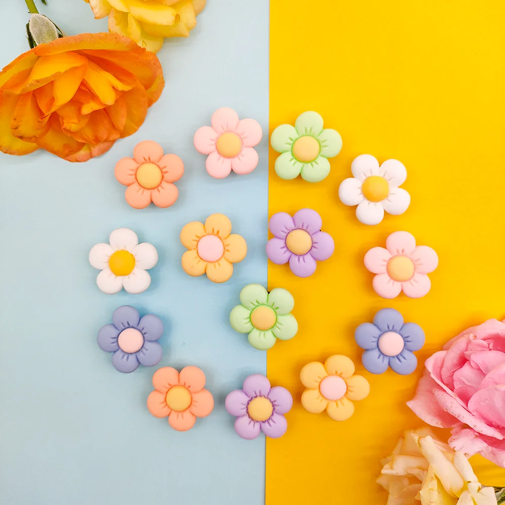 Hot sale1-14 Petal Colorful Flower PVC Shoe Charm Accessories Diy Shoe Buckle Decor Fit Pins Kid Party Gift 500 bullets 1 gun metal gun with rubber band fun folding pistol key charm pendant kids birthday gifts outdoors party game