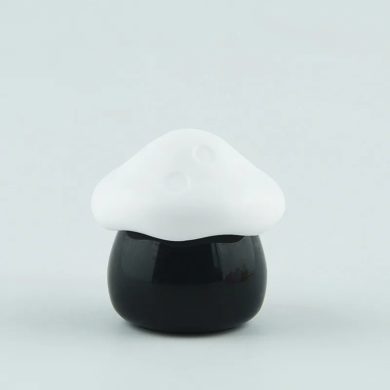 60pcs Mini Mushroom Shaped Cream Jar Travel Makeup Container 10g Empty Clear Lip Balm Jars With Lids Cosmetics Storage Jar