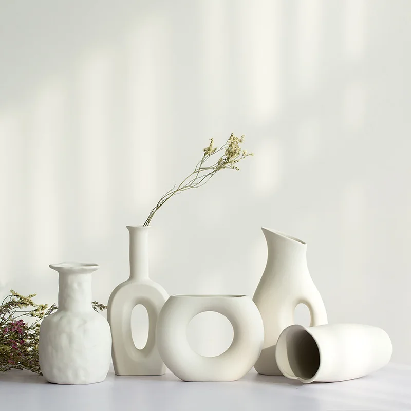 

White Ceramic Vase Dried Flowers Small Fresh Gypsophila Home Decoration Ornament