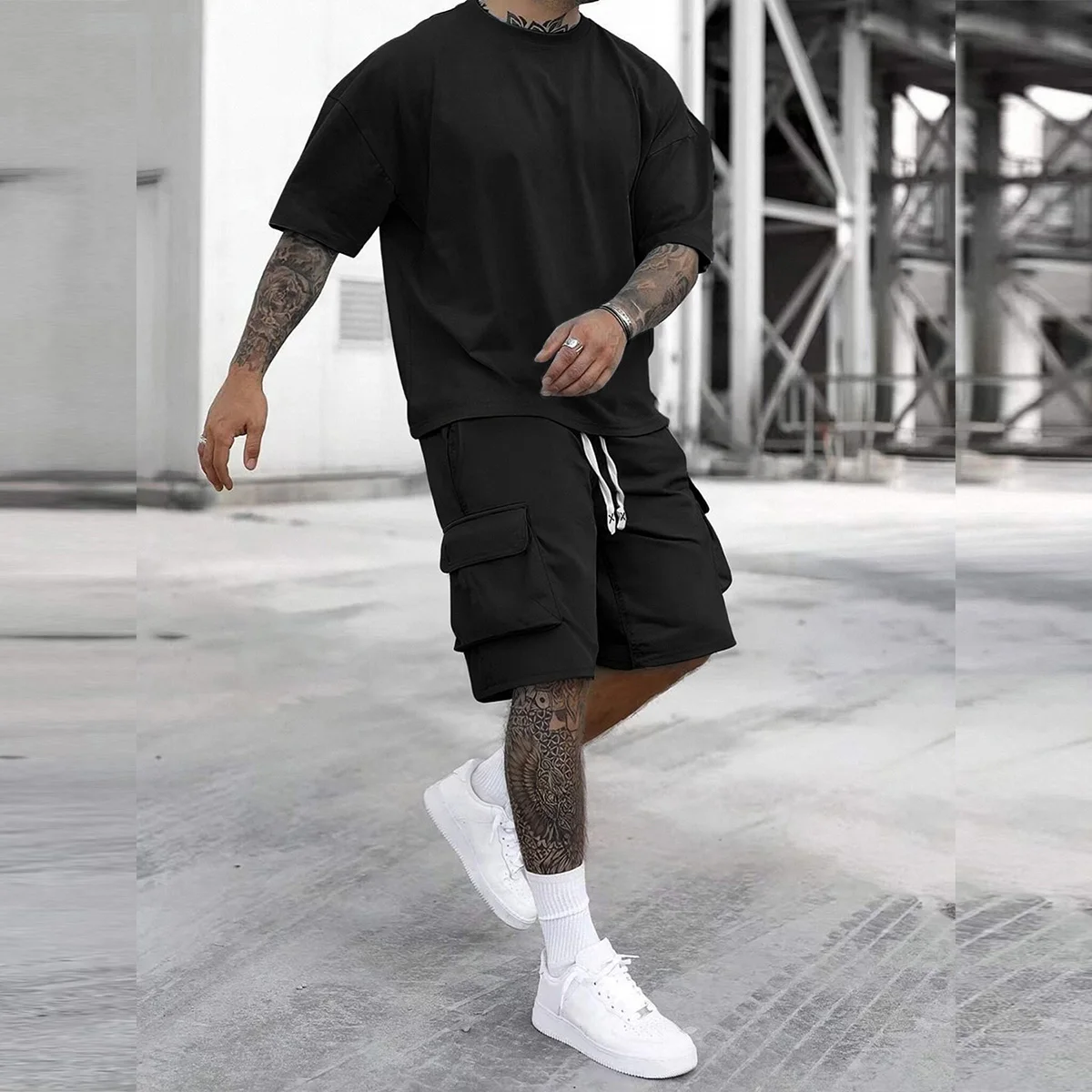 2 Pack Men’s Cargo Pants & T Shirt Set Multi Pocket Casual Athletic Outfit