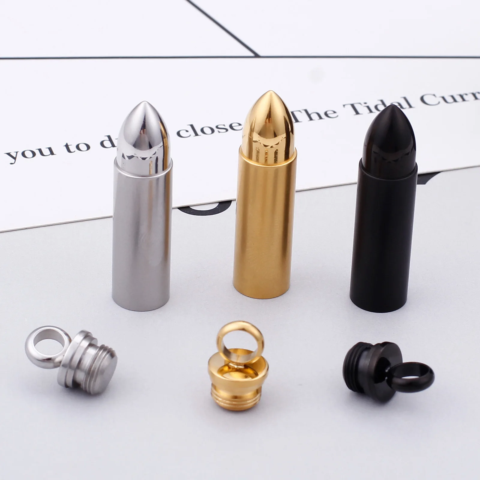 Stainless Steel Bullet Pendant Open Container Bottle Pendant Necklace Men's Classic Charm Collar Necklace Jewelry