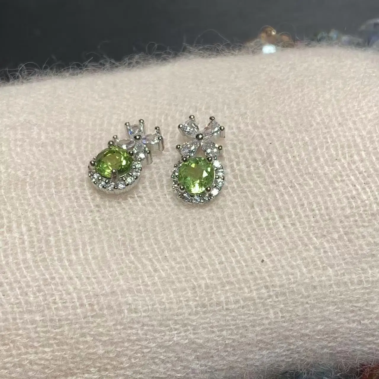 Authentic Natural Peridot 925 Sterling Silver Stud Earrings For Women Jewelry Gift Simple stone Jewelry Green