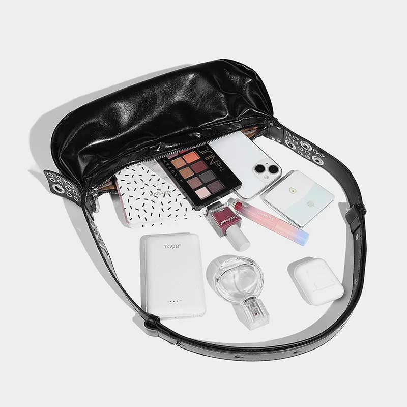 Fashion Women PU Shoulder  Casual Underarm Bag Crescent Crossbody Purse Solid Color Chic Hobo Outdoor Travel Bag