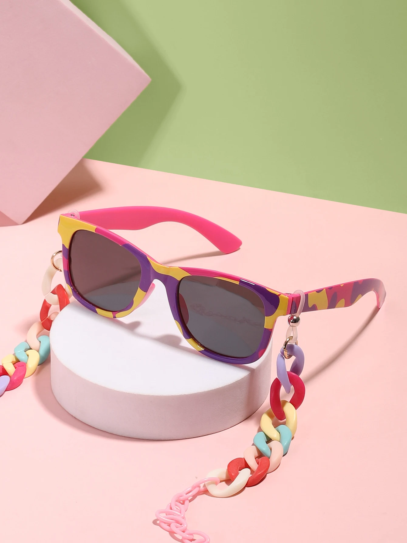 1 piece of girls 4-10Y color square frame trendy fashion glasses and 1 piece of colored glasses chain