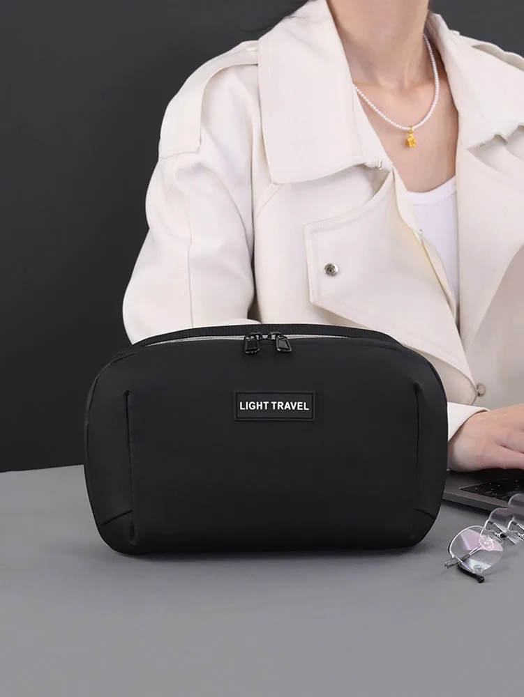 QGFM Make-up-Tasche – 19,1 X 25,4 Cm, Stilvolles Kosmetiktäschchen Zum Organisieren & Transportieren
