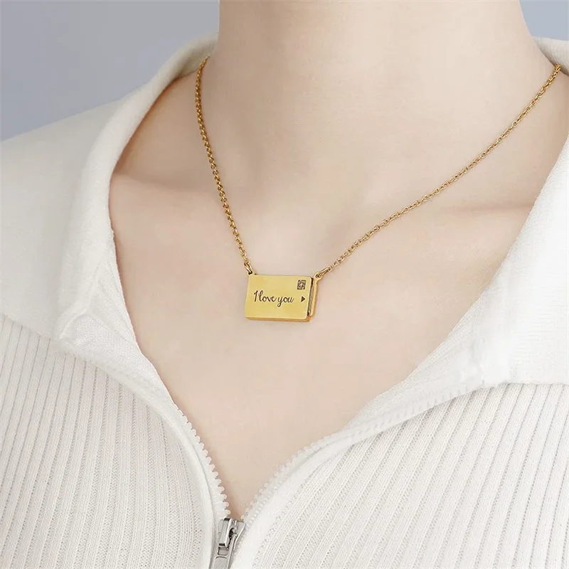 Envelope Locket Necklace with Picture 7 | Envelope Locket Necklace with Picture 3
