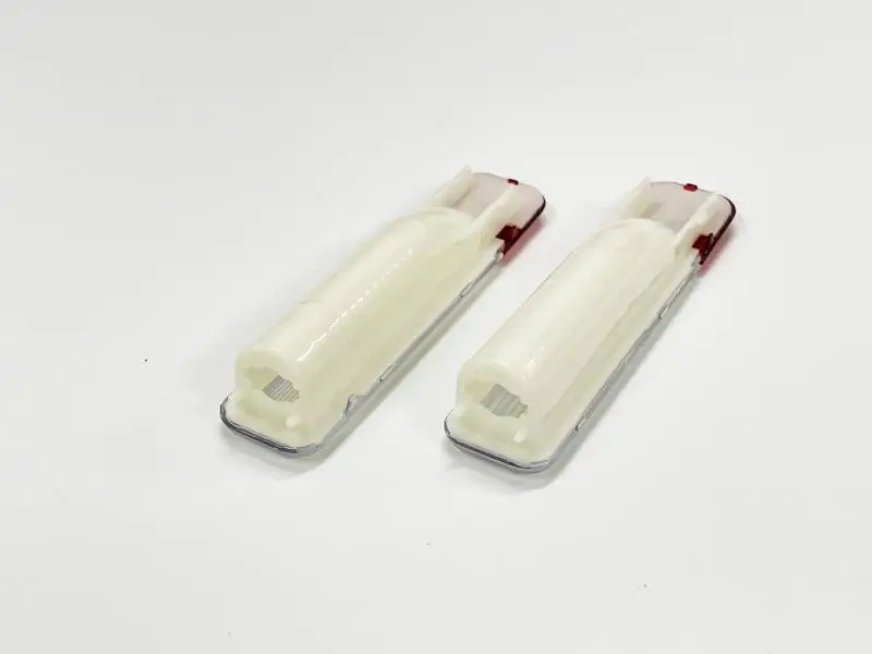 

2PCS Clear / Red Lens Interior Door Panel Courtesy Light Housing For 1995-2006 Chevrolet GMC Cadillac Hummer