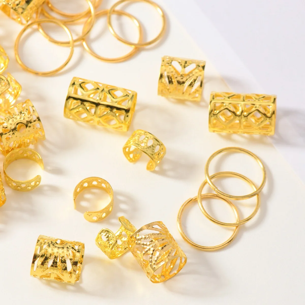 40개 골드 & 실버 속이 빈 헤어 링 세트 DIY 드레드락 비즈 헤어 브레이딩 액세서리 (가발, 브레이드 장)