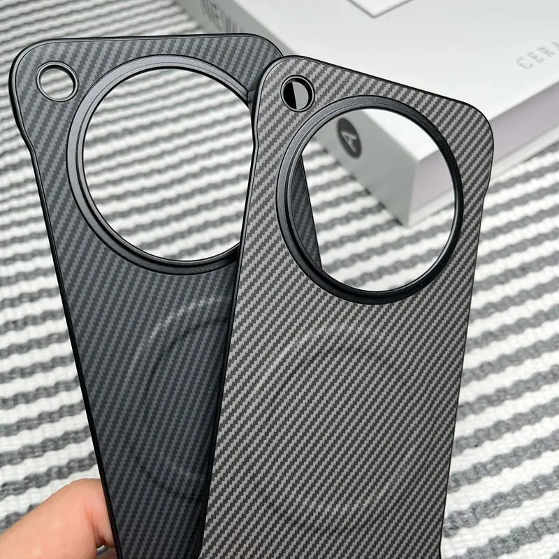 OPPO Find X8 Series Slim Carbon Fiber Protective Case with Magnetic Wireless Charging Capability