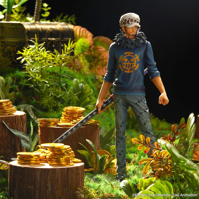 

In Stock Pirate King One PieceTrafalgar Luo Jingpin Decoration with Special Encyclopedia Pvc Model Collectible Toys