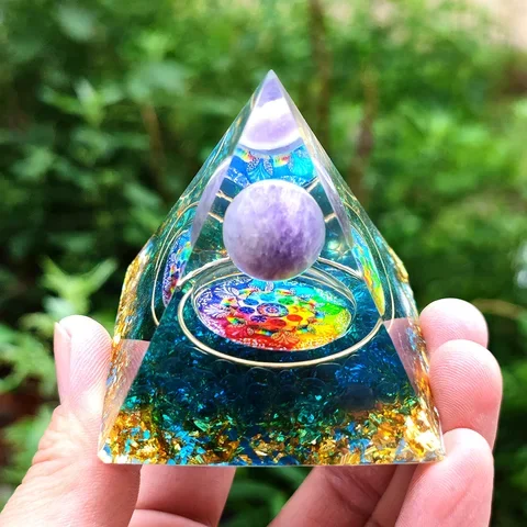 

Orgonite Pyramid Peridot Healing Crystal Energy Generator Pyramid Symbolizes Lucky Gather Fortune EMF Protection Meditation Tool
