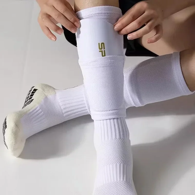 Soccer Shin Guards Three-piece Anti Slip Soccer Socks Football Shin Guards Adults Kids Elasticity Legging Cover Sleeve With Pocket Protection Gear