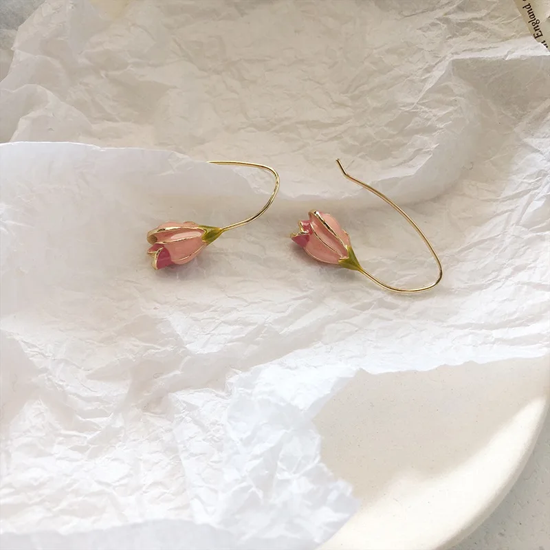 Retro Tulip Earrings Minority French Gentle Sweet Girl Simple Spring Earrings Retro Fashion Trendy hoop earrings stud earrings ear clip earrings clip earrings ear clip fashion earrings ear accessories magnetic earrings