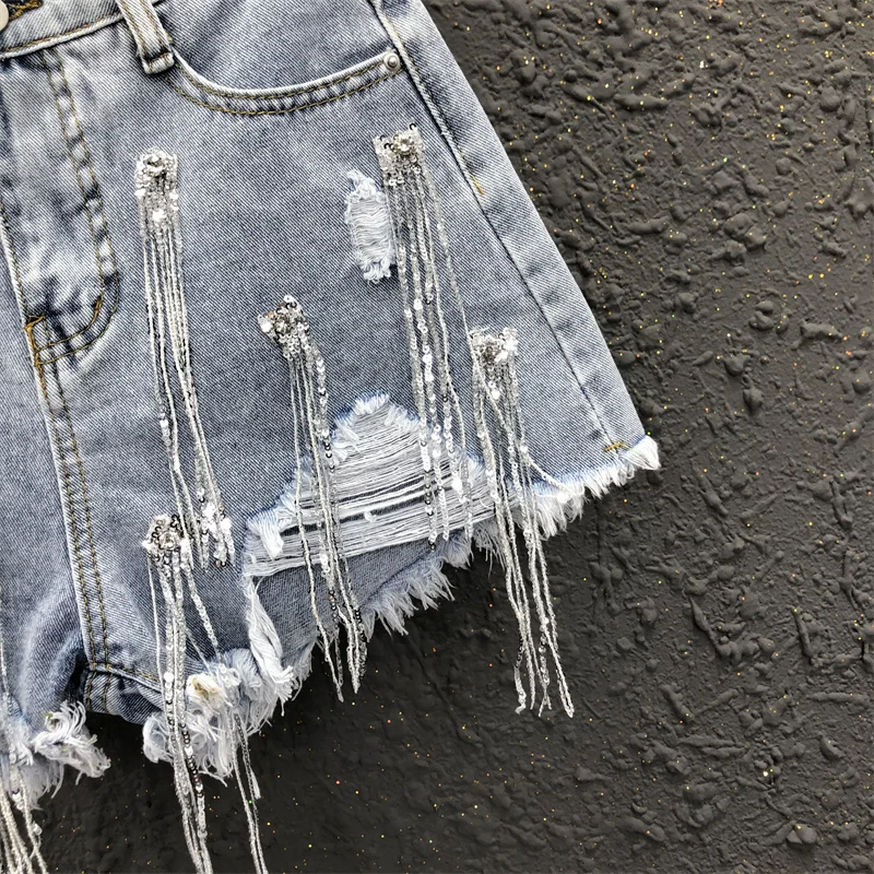 Chain Tassel Design Sense Ripped Burr Denim Shorts Women's Summer 2023 New Slimming Hot Girl Western Style Wide-Leg Pants