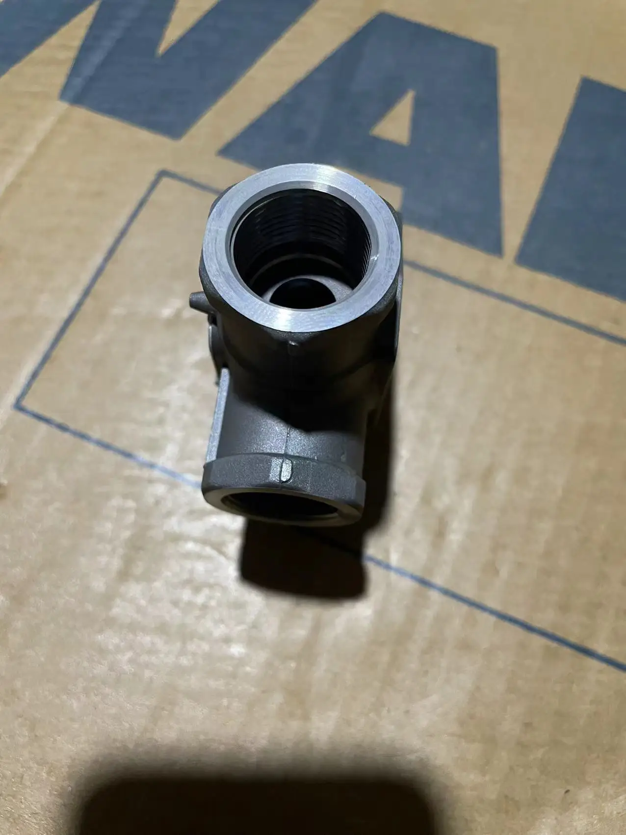 Original 4342080290 three-way valve