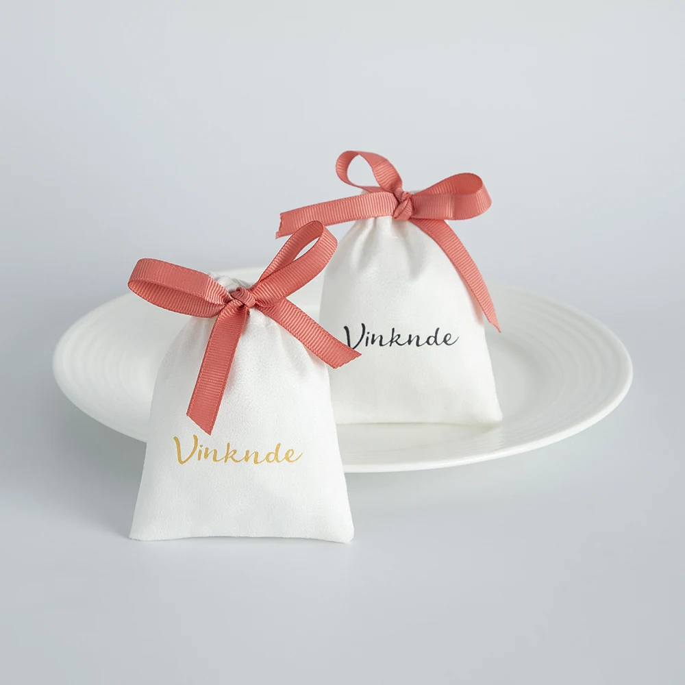 White Flannel Velvet Jewelry Pouches With Black Ribbon 50-Pack Custom Logo Drawstring Rings Earrings Eyelashes Organizer Bag