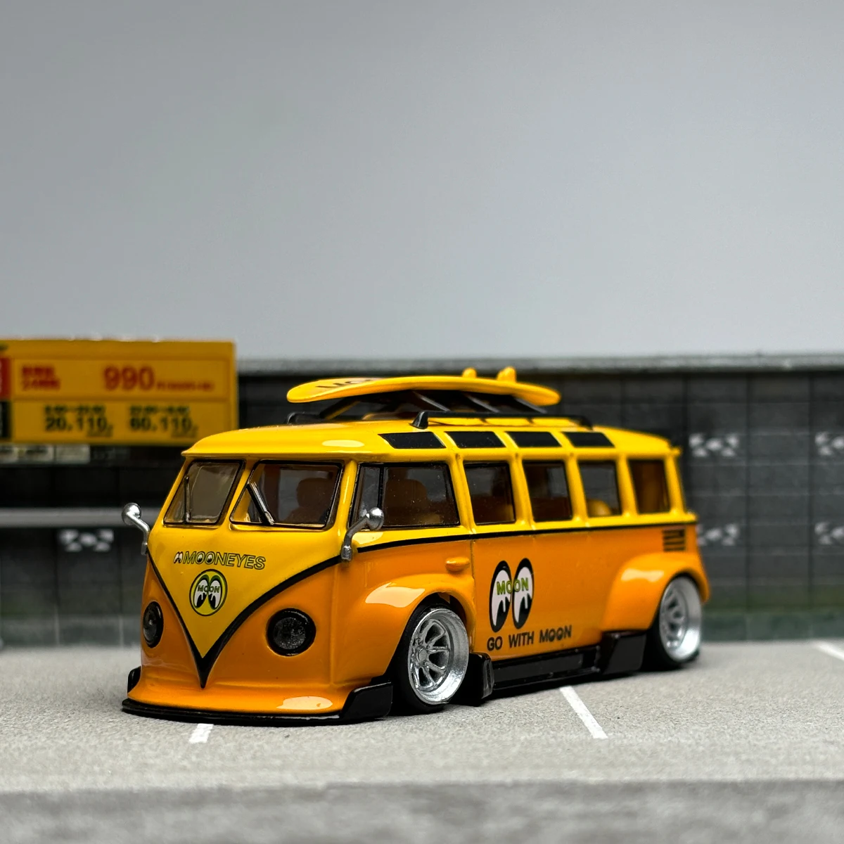 Mooneyes carro modelo fundido, T1 Kombi, TPC1:64VW - AliExpress 26