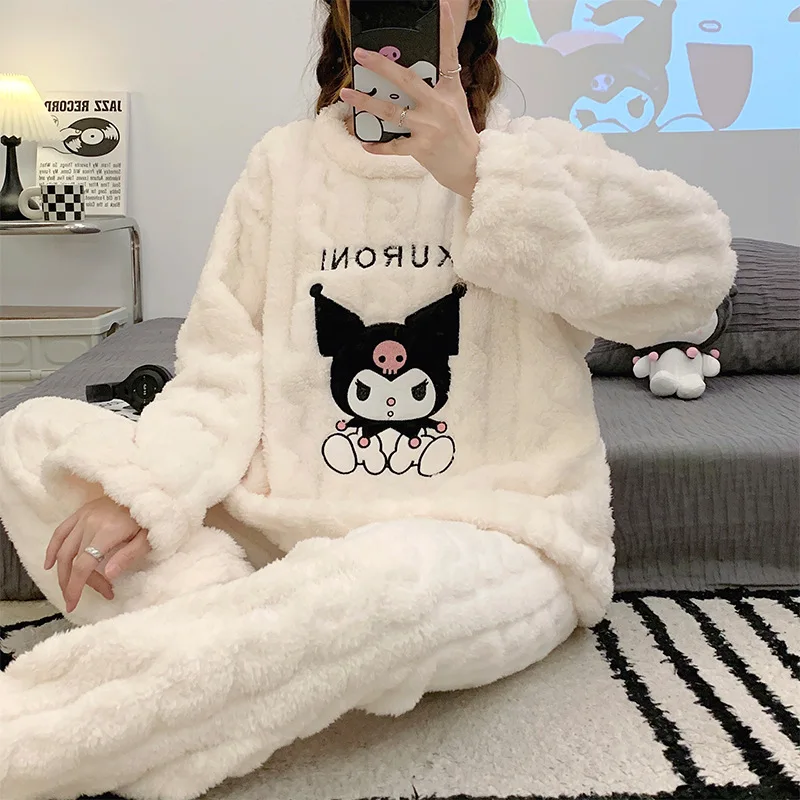 

Новинка Kawaii Sanrio Kuromi Stellalou плюшевый костюм из искусственной кожи с круглым вырезом зимний мультяшный милый Рождественский подарок для девушки