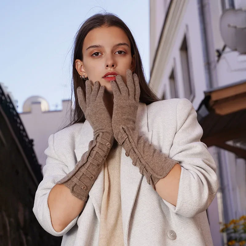 

Cashmere Knitted Gloves for Women in Autumn and Winter, Warm Touch Screen, Long Side Buckle, Five Finger Gloves