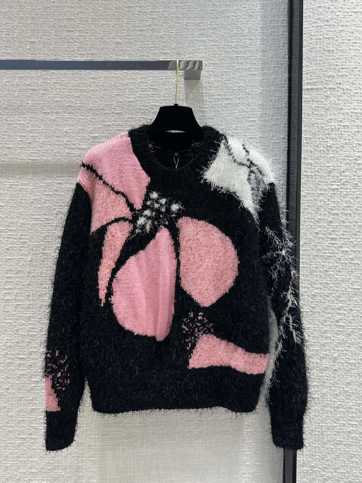 

Женский свободный свитер контрастных цветов, модель 2023 на осень и зиму, 0101