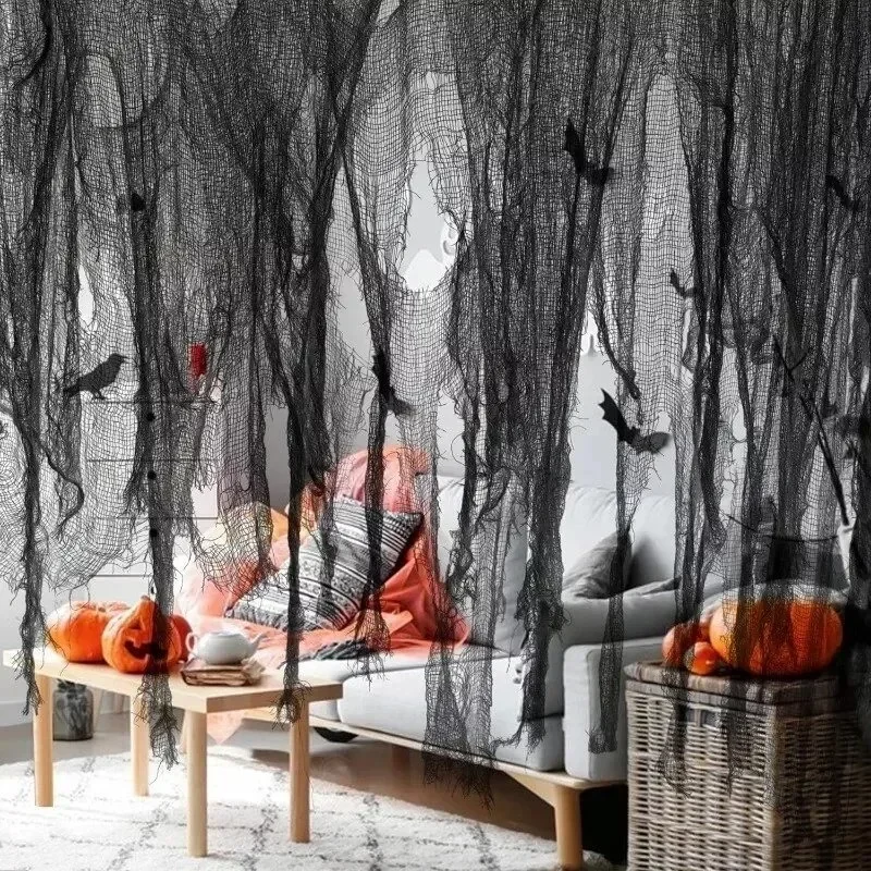 Schwarze Halloween-Gaze, Horror, Spukhaus-Dekoration, schwarzes Netz, gruseliges Tuch, Zuhause, Terrasse, Garten, Wand, Gaze, Terror, Szene, Requisite – Detail 2