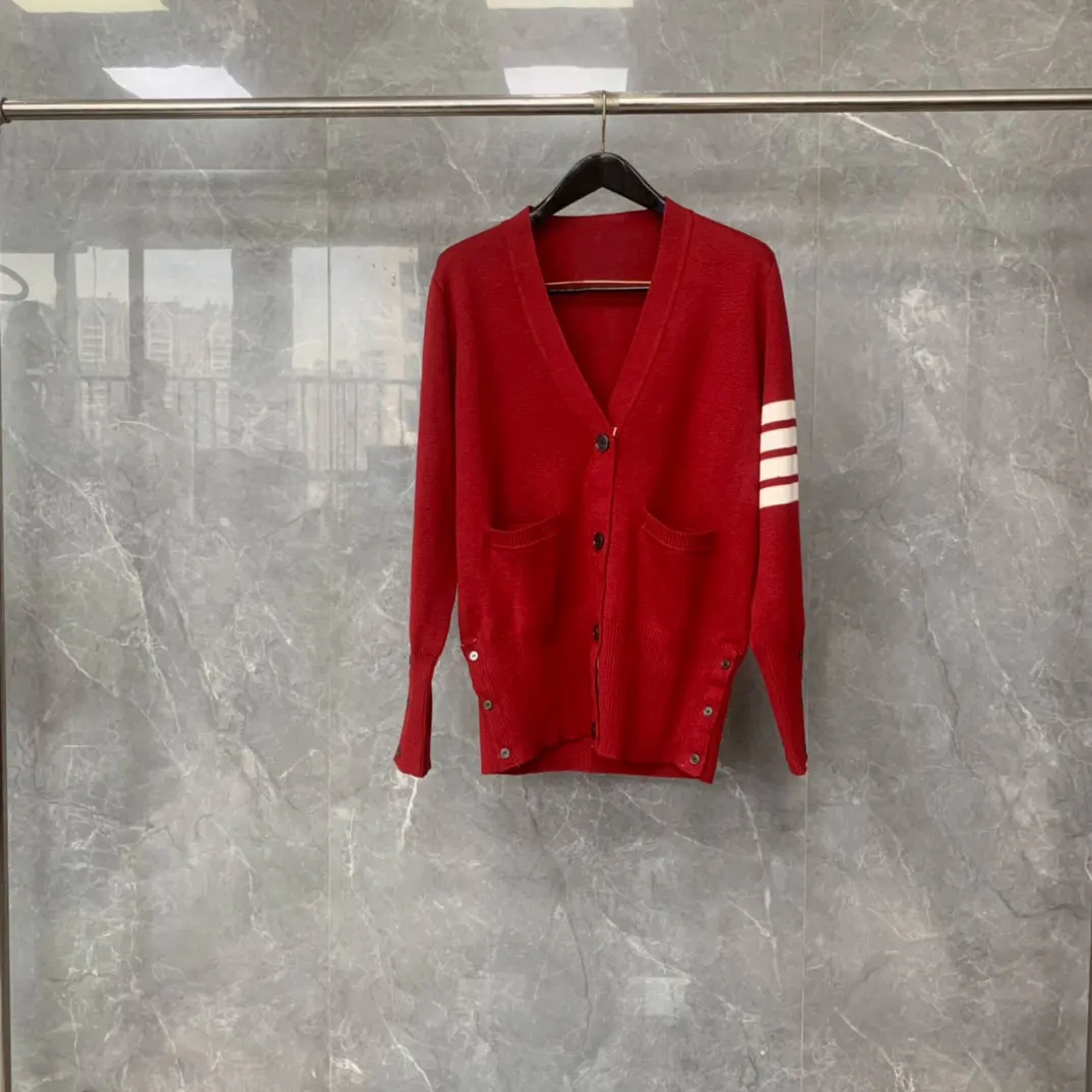 

Женский однобортный кардиган средней длины, красная Шерстяная трикотажная кофта в полоску с V-образным вырезом, однотонный кардиган на осень