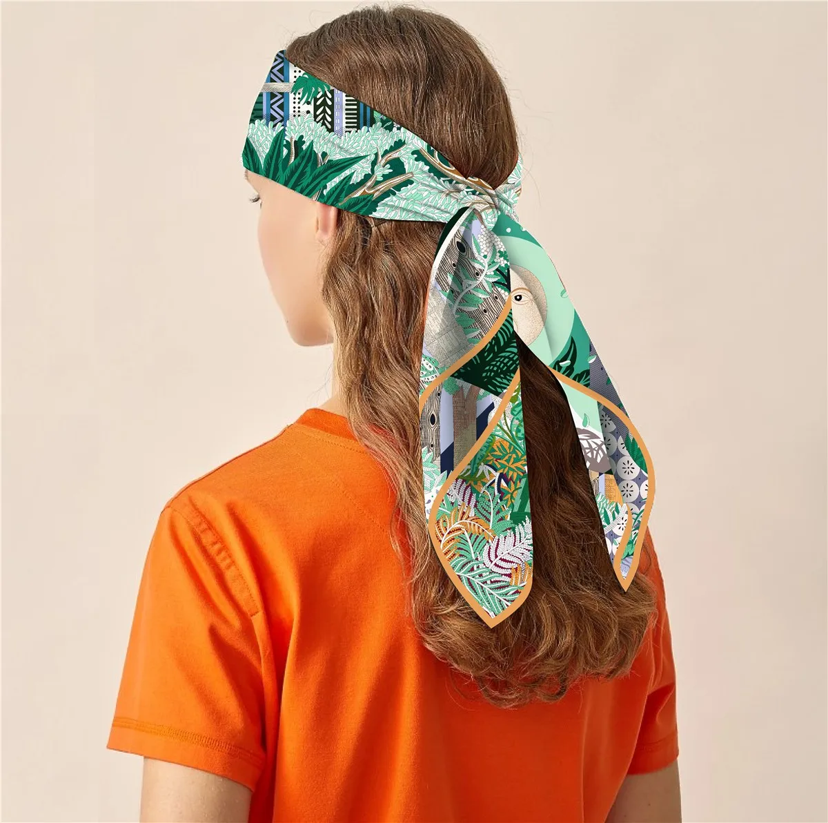 New Summer Air-conditioned Room Warm Square Scarf French Fashion Women's Shawl Gift Fashion Trend Headscarf