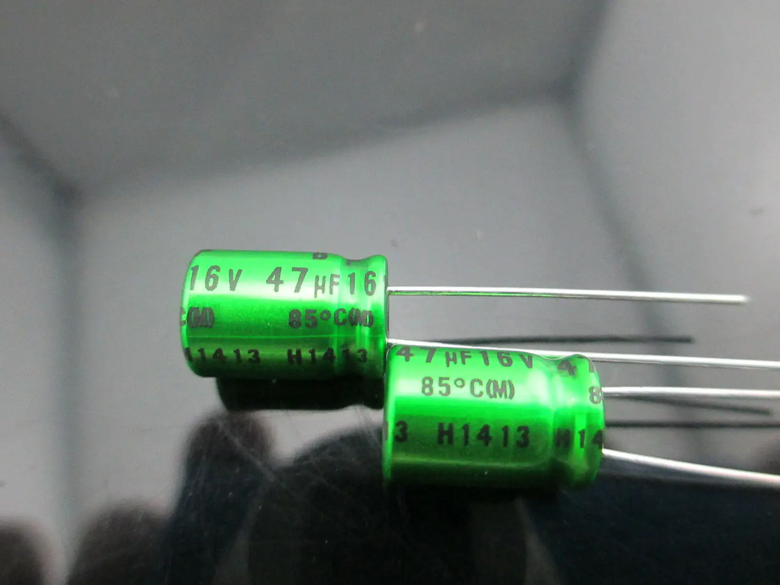 

JAPAN 2PCS Nichicon MUSE ES BP 33uf 16v 33mfd Audio Capacitor Caps