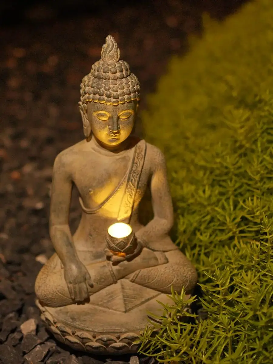 Zen Buddha Statue