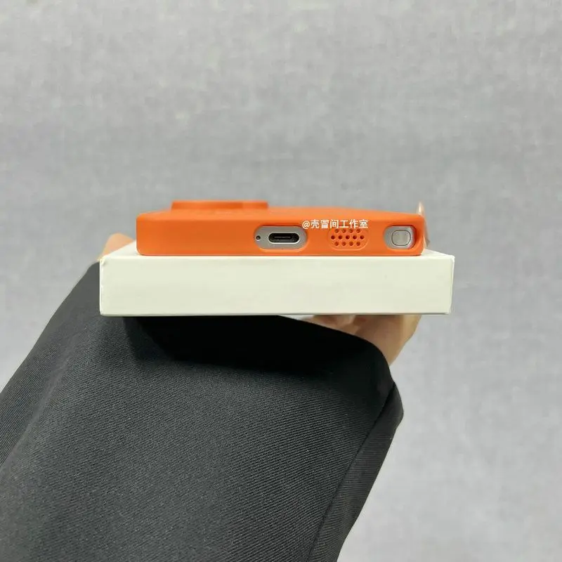 Cooling Breathable Matte Thin and Light Back Cover with Heat Dissipation