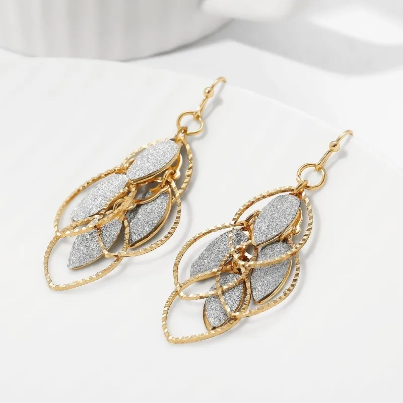Vinatge Boho Style Elegant Leaf-Shaped Dangle Earrings for Women New Fashion Statement Earring Party Jewelry Gifts