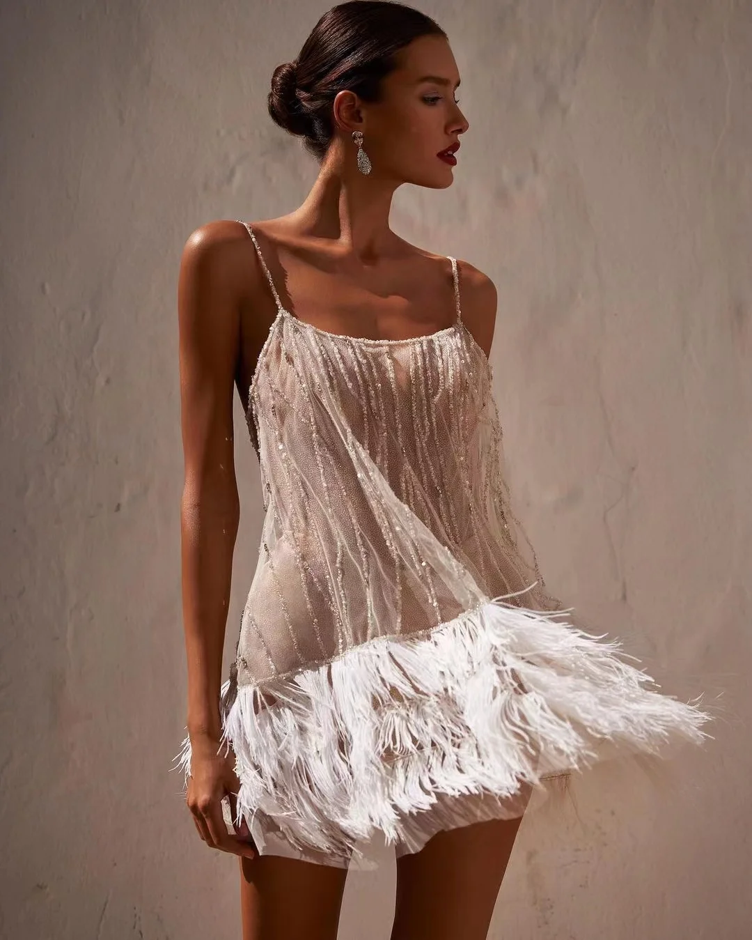 Fashionvane Luxury Feathers Mini Robes De Cocktail Dresses Spaghetti Straps Sexy Backless Club Night Party Short Prom Gowns