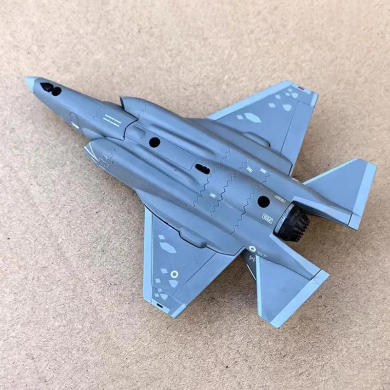 ?   다이캐스트 1:100 스케일 F-35B 전투기 시뮬레이션 합금 완제품 기념품 취미 컬렉션 장난감 장식 선물
