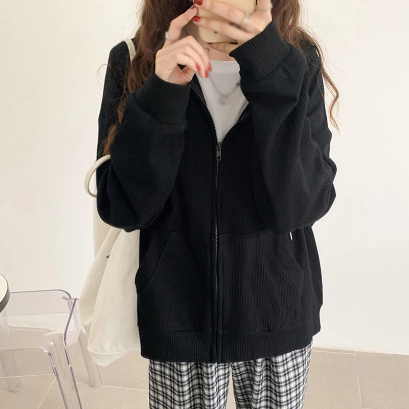 Cardigan Image 3