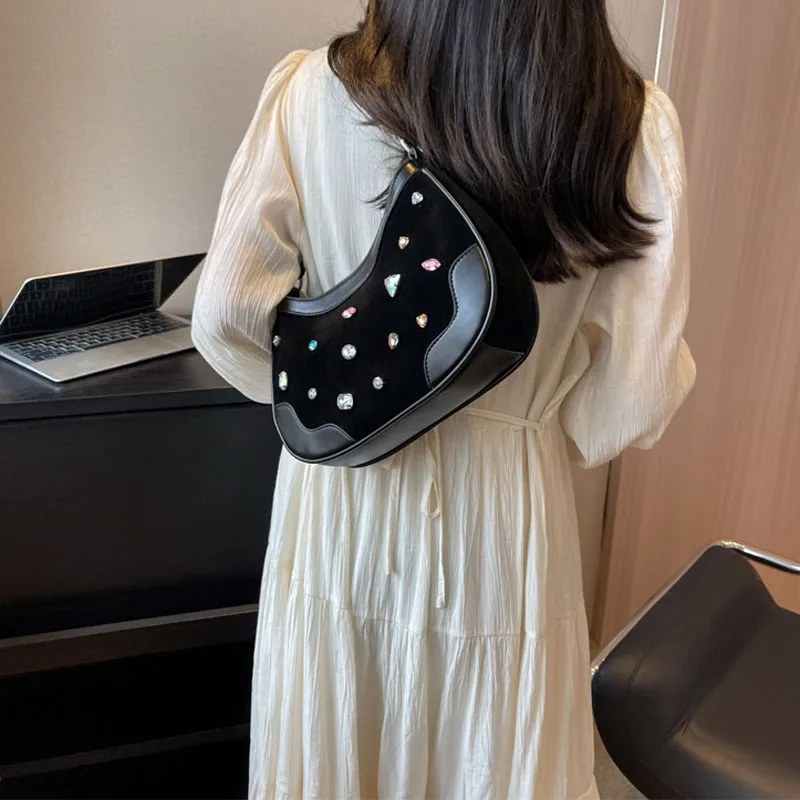 fashion crescent bags shoulder bag women bags armpit shoulder bag small 2023 summer new color  bag