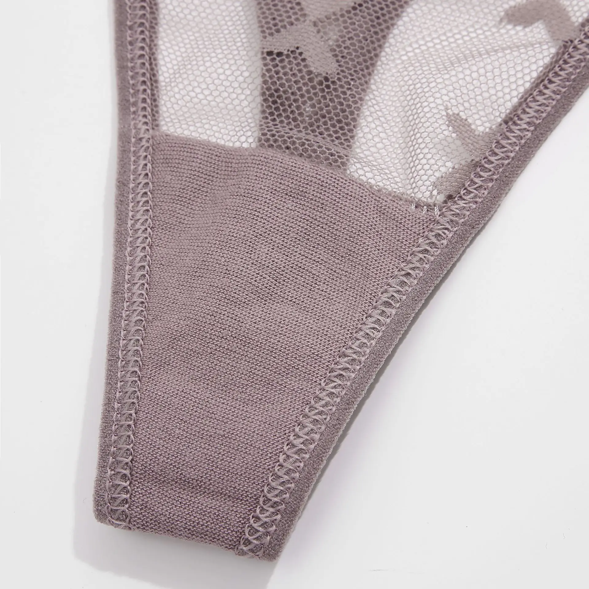 Sexy Mini G-string Seamless Transparent Thin Strip Woman Lace Thongs See-through Plus Size Lingerie Underwear Cute Women Panties