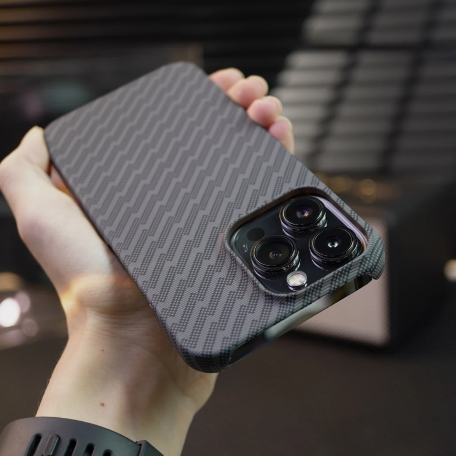 Luxury Carbon Fiber Matte Slim Frameless Cooling Case