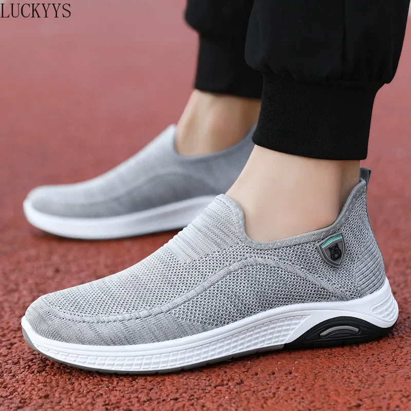 

Loafers Men Sneakers Mesh Breathable Non-Slip Slip on Vulcanized Shoes Soft Sole Solid Color Comfortable Water Shoes Zapatos