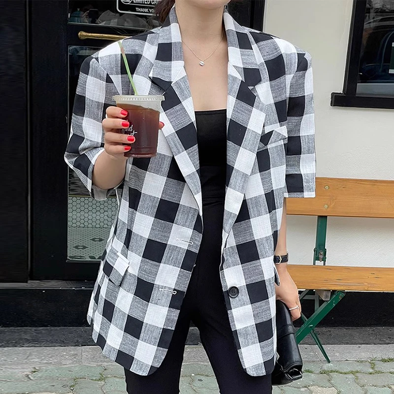 

Clothland Women Fashion Solid Blazer Short Sleeve Single Breasted Jacket Summer Office Wear Chic Coat Mujer CB090
