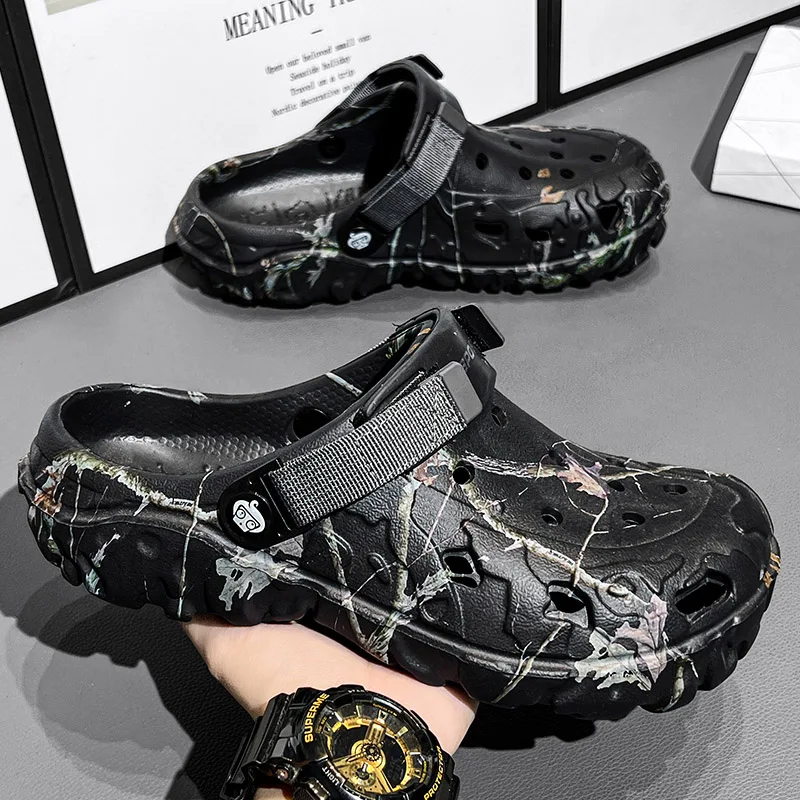 Men Slippers High Quality Classic Outdoor Anti-Slip Garden Shoes Lightweight Fashion Casual Sandals Sandals for Men Platform 3