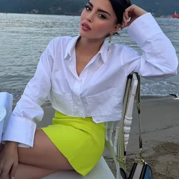 ZRN Women Fashion With Pockets Cropped Shirts Vintage Long Sleeve Button-up Female Blouses Blusas Chic Tops