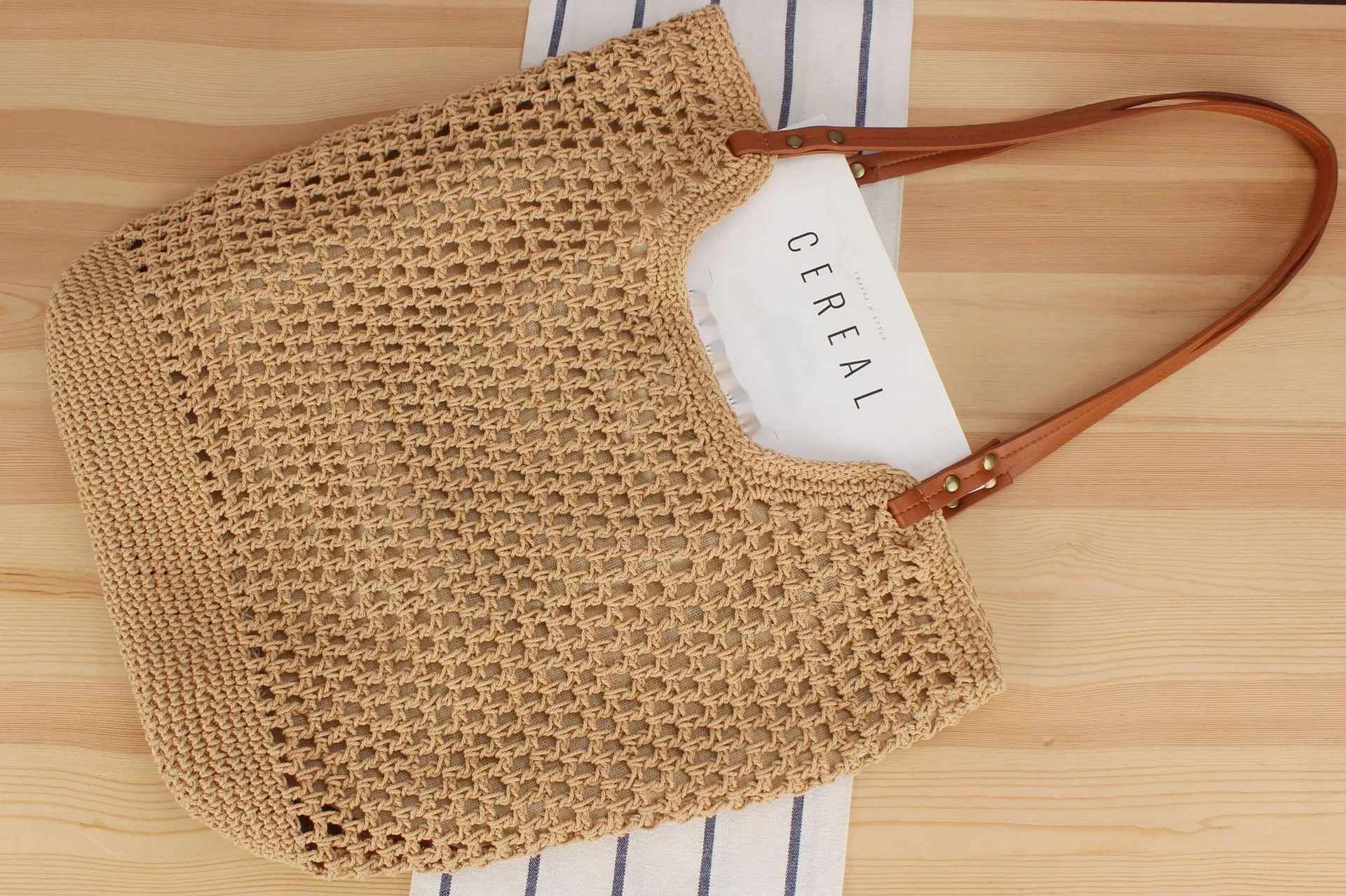 Single Shoulder Bag 2024 New Style, Cotton Woven Hollow Mesh Tote Bag, Seaside Holiday Beach Bag, Fashionable Women's Bag._senzul.com