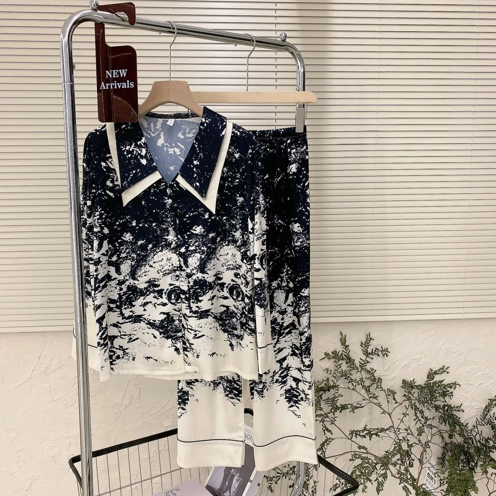 2024 Print Women Pajamas Suit Spring Satin Nightwear Long Sleeve Trouser Pj's Sleep Set Turn-down Collar Sleepwear Home Clothes