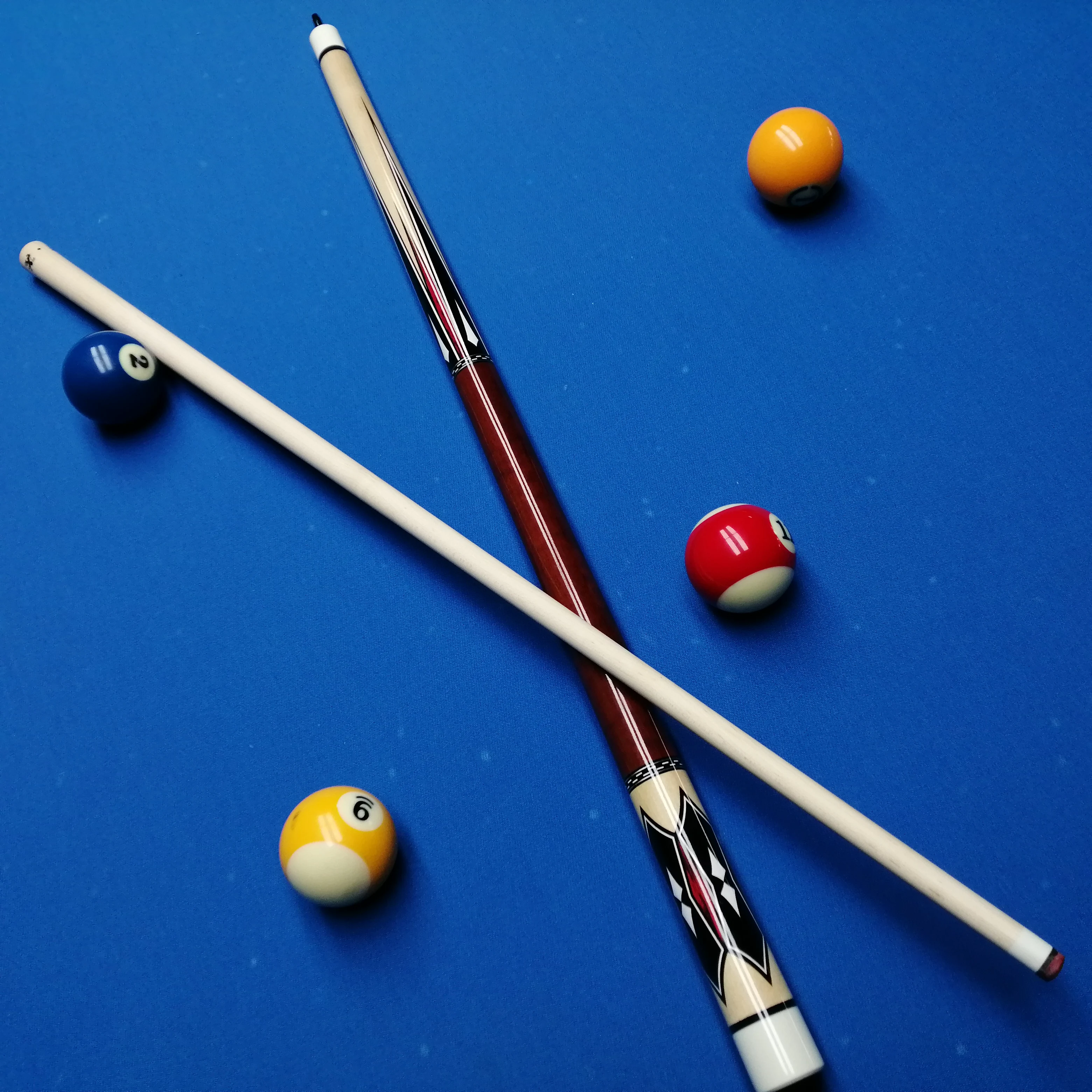High Performance Billiards Club Selected Maple Wood Club Suitable For Smooth Hitting Of Beginners And Advanced Players